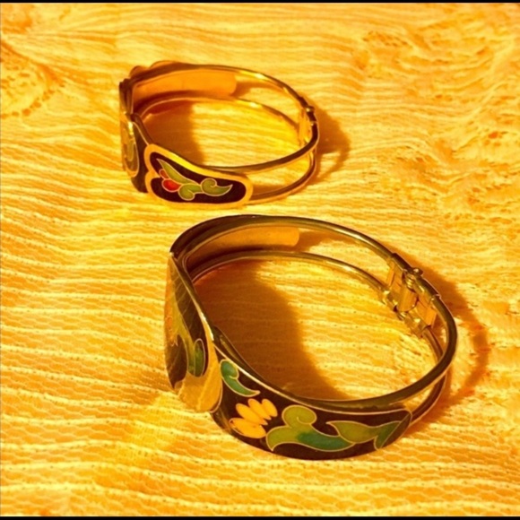 VINTAGE Cloisonné Hinge Bracelet Set - Picture 6 of 9